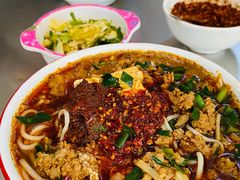 -珀玉莲花白米线店