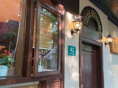 门面-老吉士酒家(天平路店)