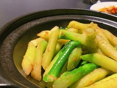 沙窝虾酱芥兰-维园悦谱·海派家常菜(乌鲁木齐南路店)