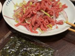 生拌牛肉-蒜香焼肉PURUSHIN(马场路店)