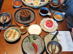 -包整·丝娃娃(一览甲秀楼风景店)