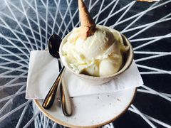 -Takapuna Beach Cafe