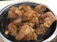 猪蹄-美兰春记食店·龙舌坡红烧牛肉