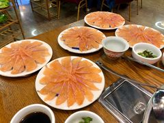 -三文彩虹鳟鱼庄