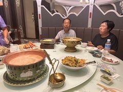 -哈啾嗨·新概念蒙餐(红星新城店)