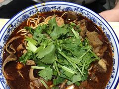 -萍记·鲜肉泡菜粉·非遗襄阳牛肉面