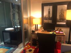 -喜鹊愉家酒店(郑州曼哈顿博览中心地铁站店)