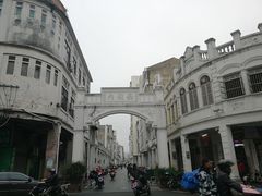 -海口骑楼小吃街