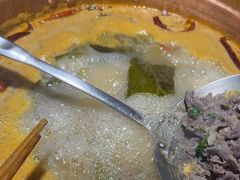 -洱火云南酸菜牛肉火锅(石景山当代商城店)