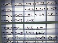 -造寸眼镜·蔡司官方授权店(东门店)