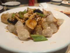 -小船渔村•大连菜•大连焖鱼(黄河路店)