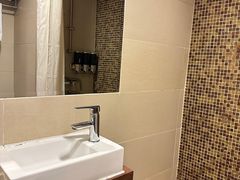 -香港华美达海景酒店