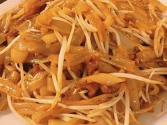 广州干炒牛河-伍湛记 · 广州老字号(龙津中路店)