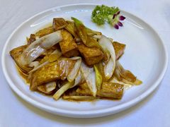 京葱烧豆腐-京尊烤鸭店JINGZUN(春秀路店)