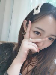 -威德钻石-克拉钻大本营(南京东路店)