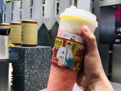 草莓桃子酪酪-LELECHA乐乐茶(新街口大洋店)