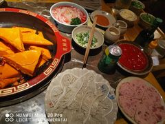 -蜀辣居鲜货老火锅(双流万达店)
