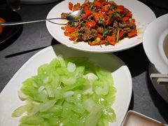-吴越荣记苏州菜·松鼠桂鱼100%活鱼现做(斜塘老街店)