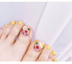 -吉吉靓甲美睫