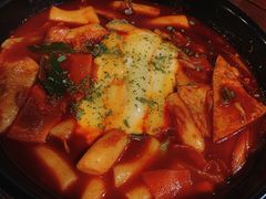 芝士炒年糕-富乐满韩国正宗炸鸡韩国料理(虹泉路店)