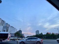 -王府井百货熙地港店