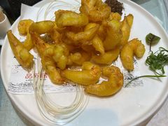 炸虾仁-品味居·首店·大连鲜活海鲜大连菜(东港店)