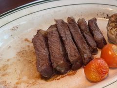 -MONICH牛排融合餐厅(和义大道购物中心店)