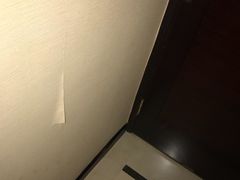 -广东大厦酒店(广州北京路步行街纪念堂地铁站店)