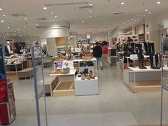 -hotwind热风(民盈山国贸店)