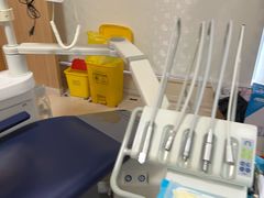 -上海仁爱医院口腔科 · 种植