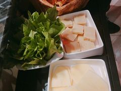 -热火朝天鲜切牛肉火锅(南强街巷店)