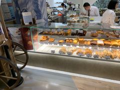 面包甜点陈列柜-Perma Café樸門(五羊店)