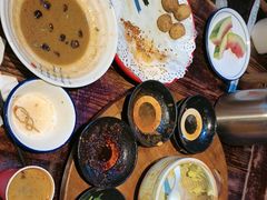 -蓝田九大碗民俗食府(蓝田店)