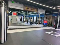 -臻元搏击格斗泰拳拳馆(港隆店)
