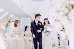 -红丝高端婚礼中心(旗舰店)