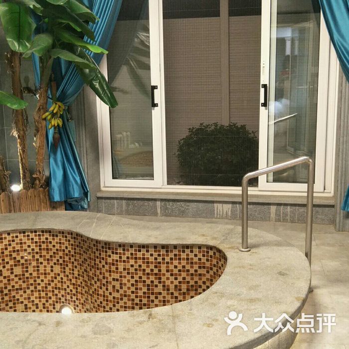 北京红枫湖温泉酒店