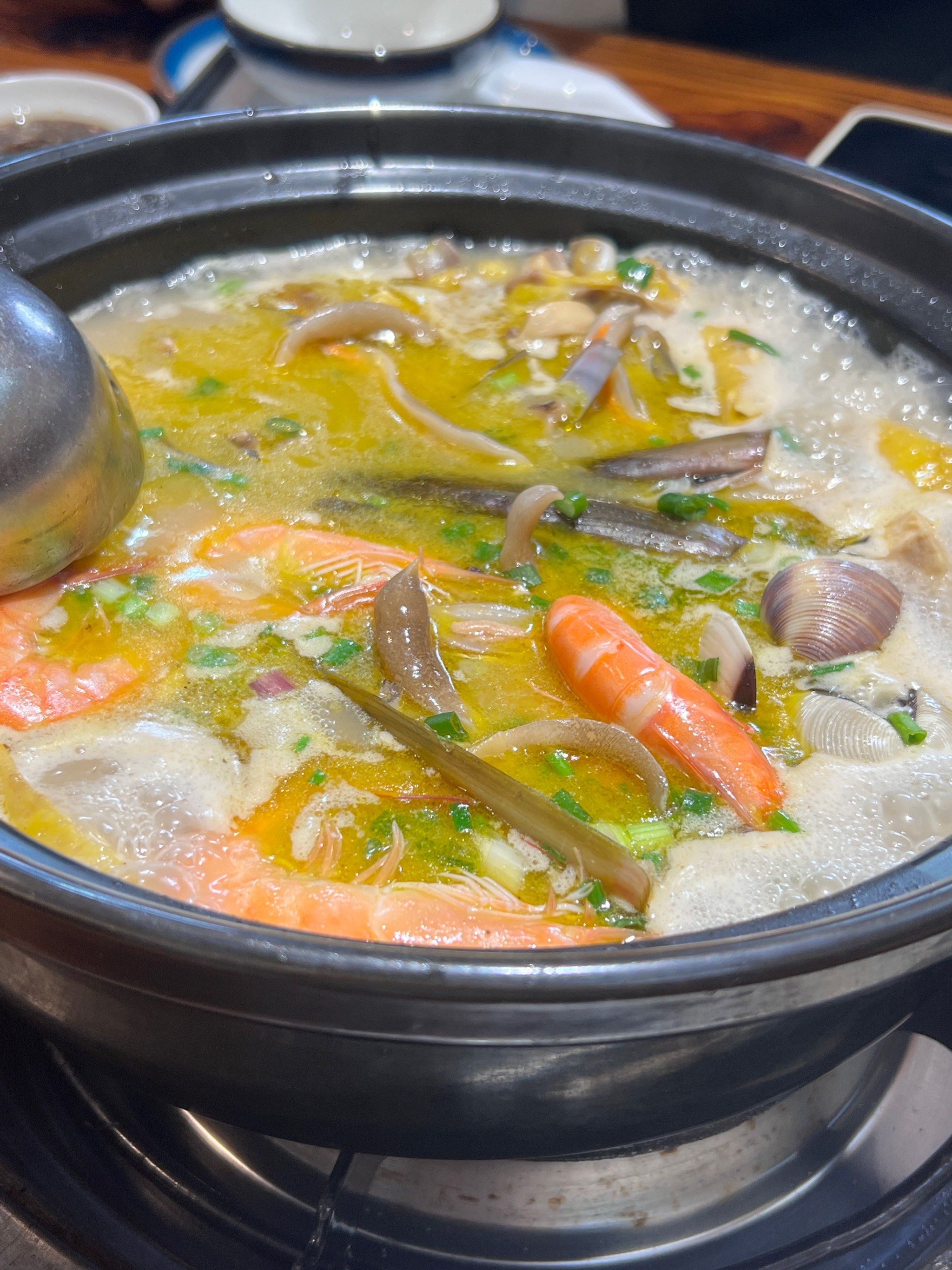 范阳轩海鲜鸡煲