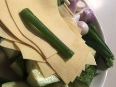 蘸酱菜-妈妈家铁锅炖(景诚园综合楼店)