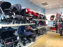 -爱婴室(上海浦建路店)