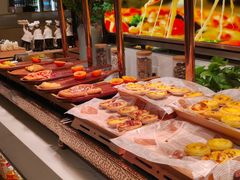 -享遇.锅姥姥牛排海鲜自助(小寨店)