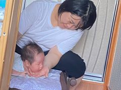 -爱的果实月嫂育婴师(世纪东方店)