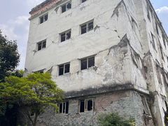 -四川汶川特大地震漩口中学遗址