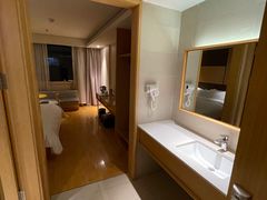 -全季酒店(石家庄裕华东路万达广场店)