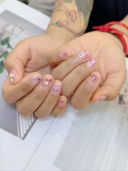 -七彩虹美甲美睫 半永久