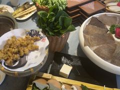 青根苗-慢丽江·云南野生菌土鸡锅(付家庄店)