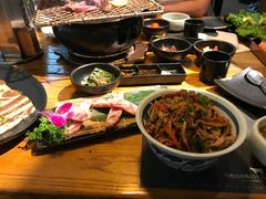 黑牛肋条肉-黑牛の店·和牛烧肉(大悦城店)