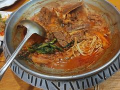 -喇喇排骨火锅·传统韩式脊骨汤(望京西园总店)