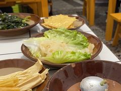 -重庆故事姊妹老火锅(财经学院店)