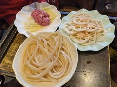 -肖肖酸萝卜鱼火锅(总店)