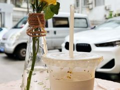 -Cafe on warm(丹霞店)